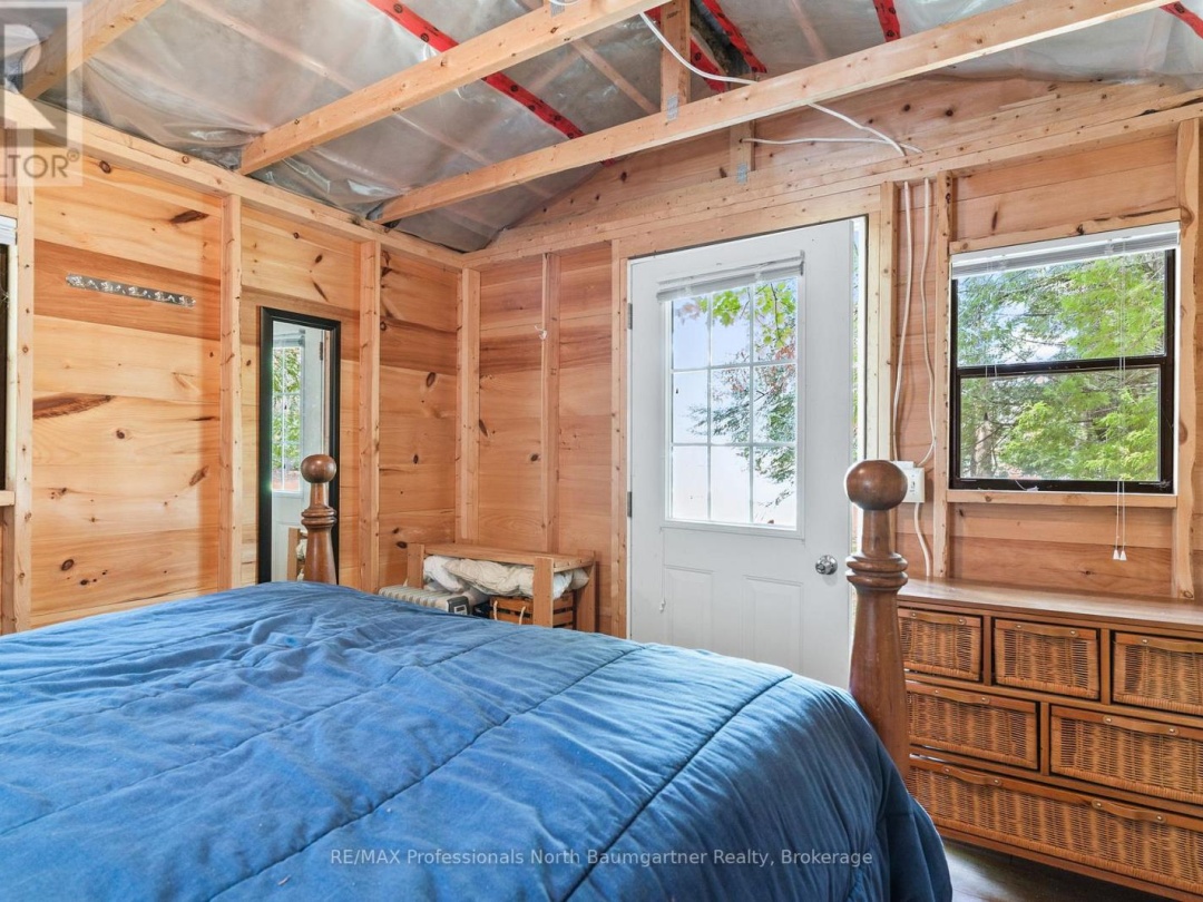 1056 KODIAK TRAIL, 