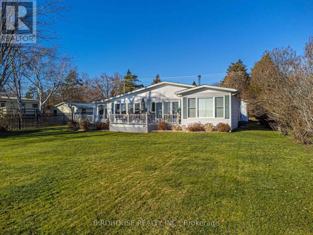 132 FENELON DRIVE, Sturgeon Lake