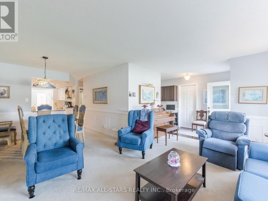 53 HELEN STREET, Kawartha Lakes (Bobcaygeon)