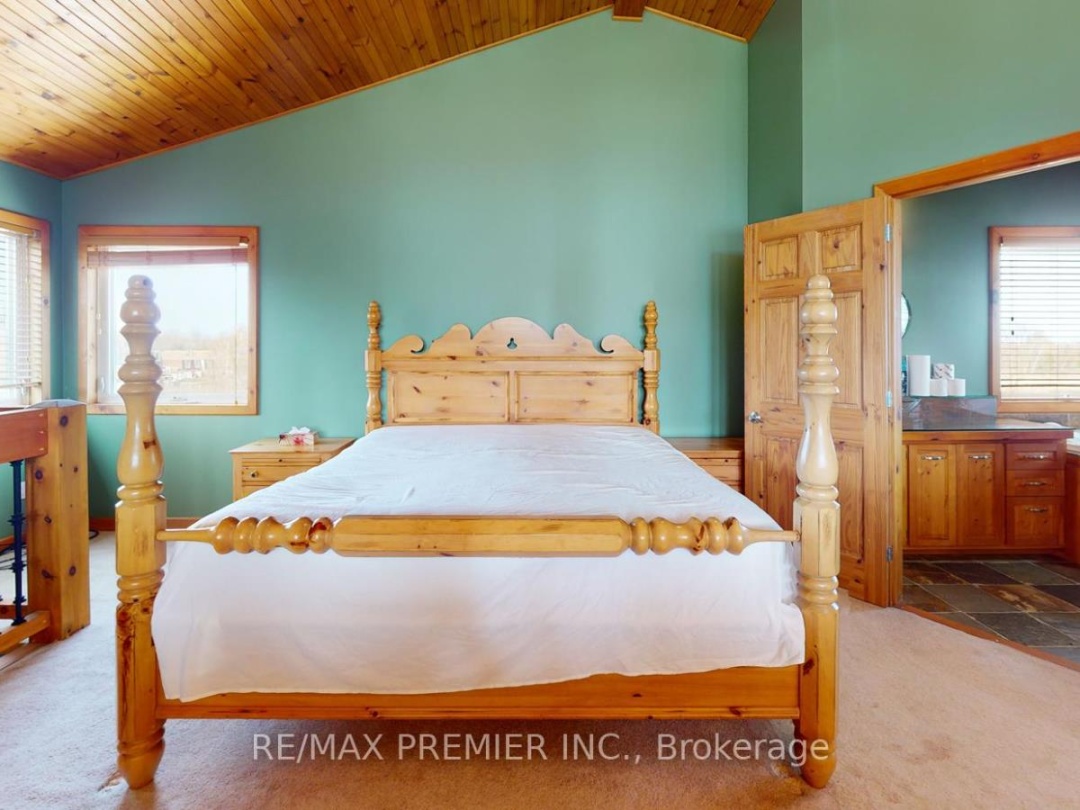 31 PARADISE BOULEVARD, Ramara