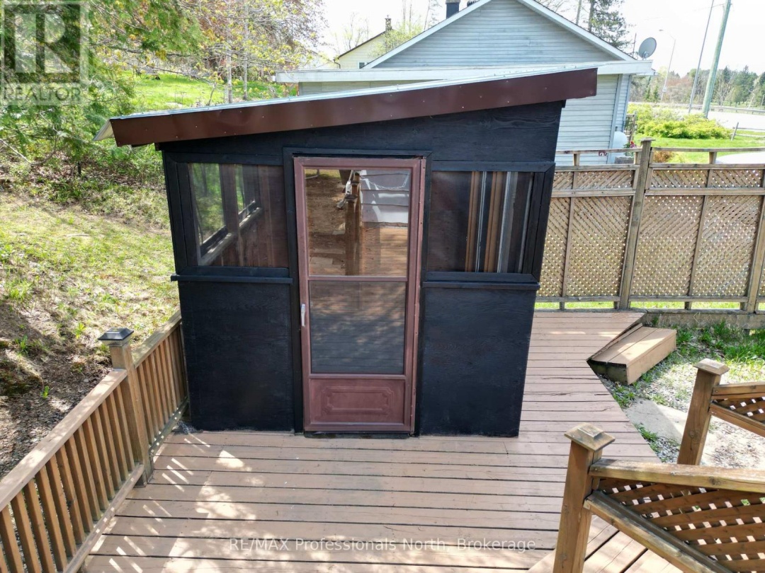 12802 Highway 35, Minden Hills (Minden)