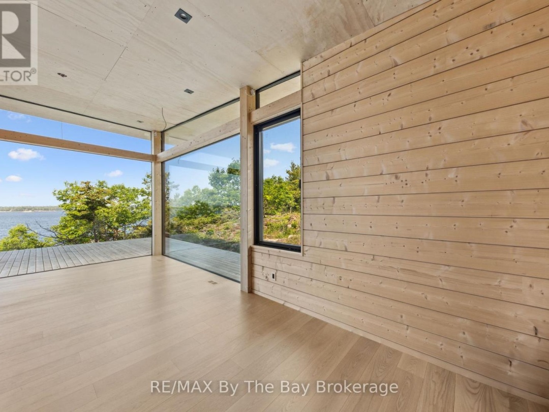 11324 ISLAND 1810/BONE ISLAND, Georgian Bay