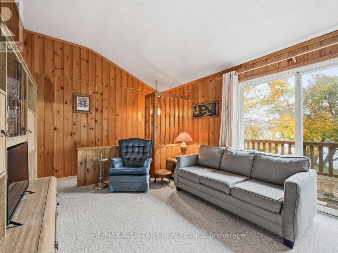 94 PLUM POINT LANE, Lake Scugog