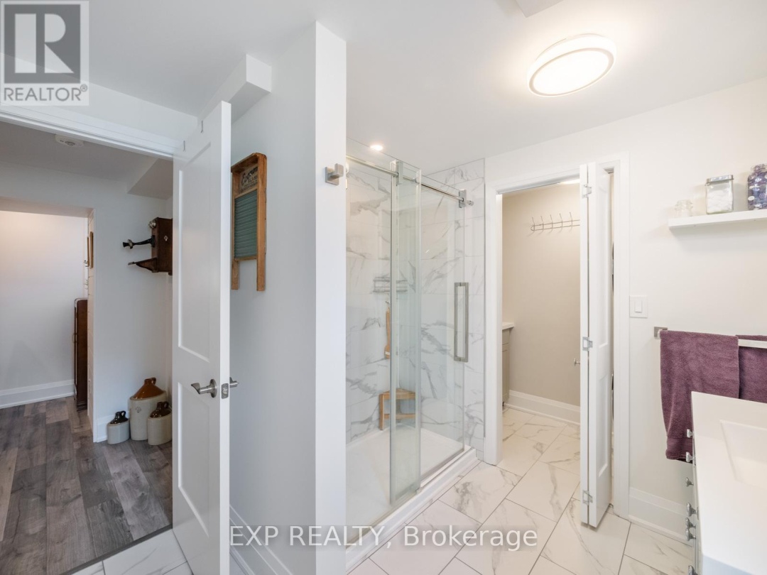 370 HOMEWOOD AVENUE, 