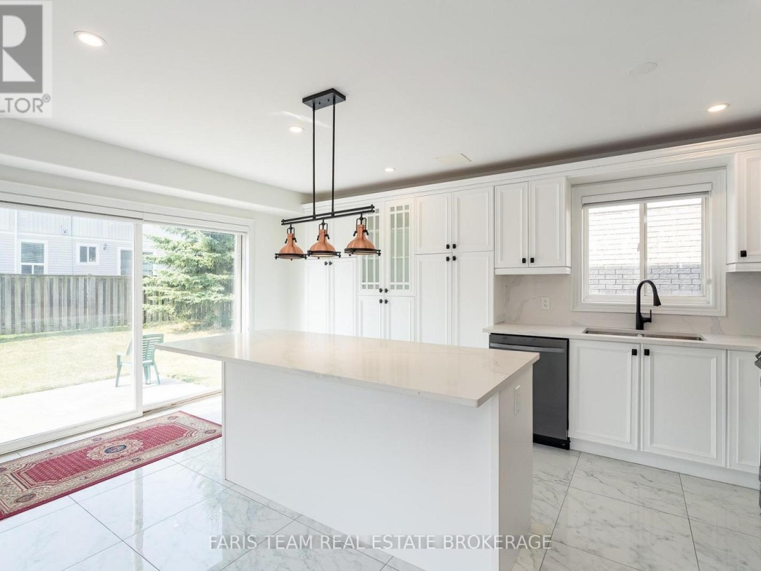 2 VANESSA DRIVE, Orillia