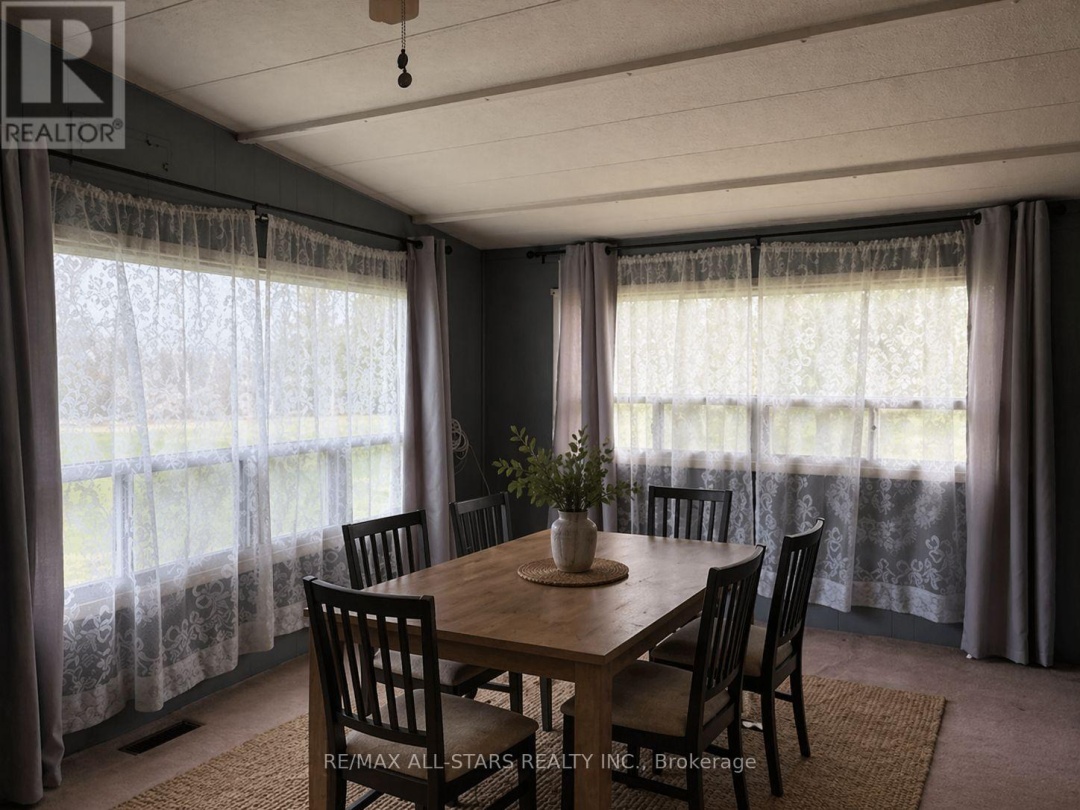 12 STEPHEN COURT, Kawartha Lakes (Verulam)