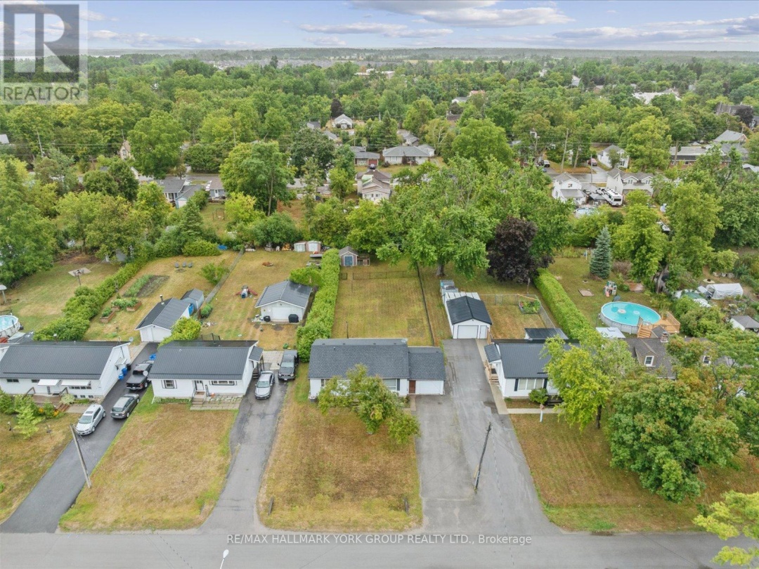 276 CHURCH STREET, Lake Simcoe