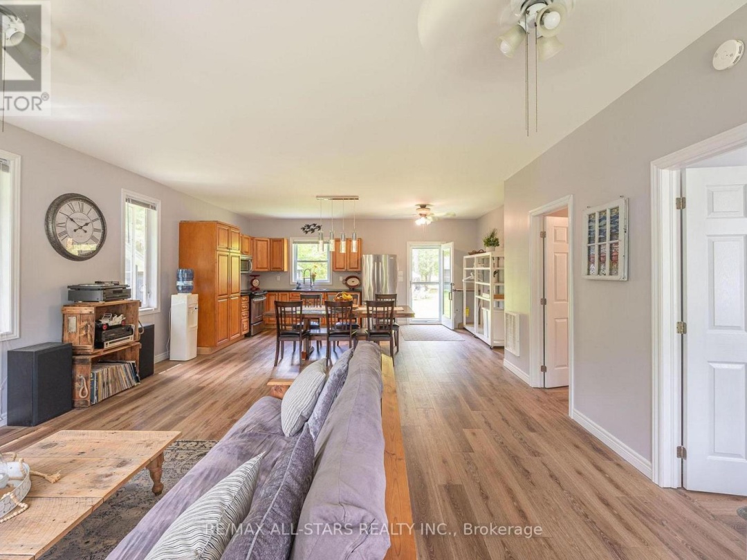 24 RELAX AVENUE, Gull River