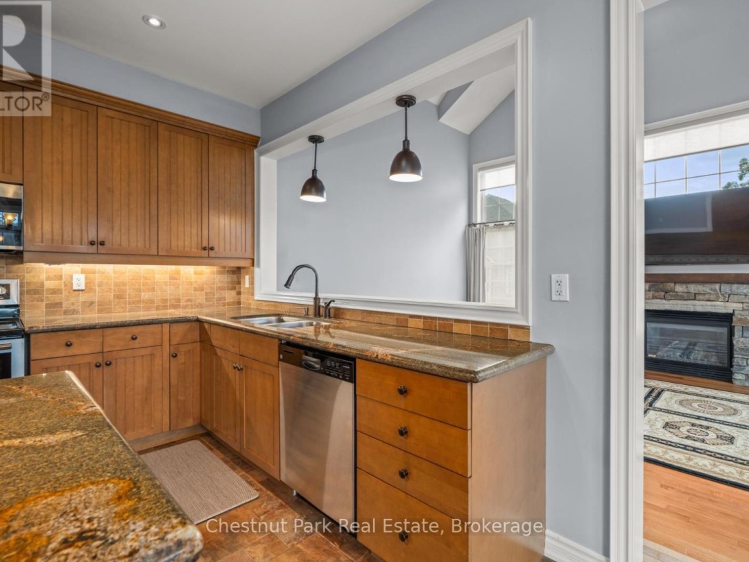 23 SPENCER STREET, Muskoka River
