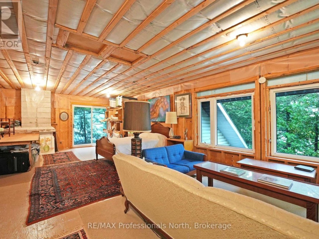 20871 HIGHWAY 35, 