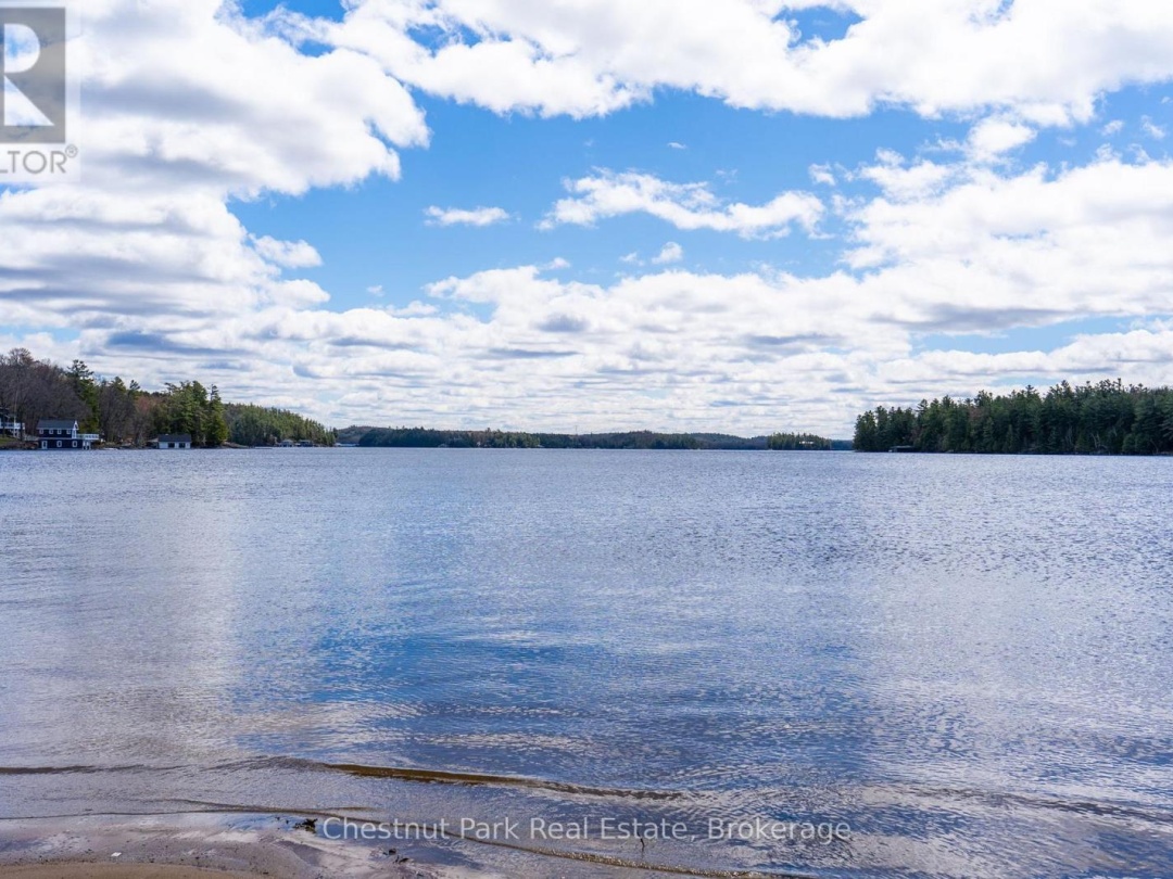 BHV A202 - 1869 MUSKOKA RD 118 HIGHWAY W, Lake Muskoka