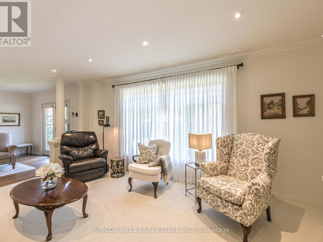 131 COURTLAND STREET, Ramara