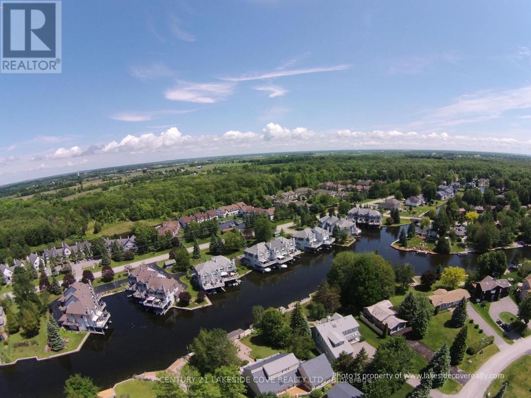UNIT 8 - 41 LAGUNA PARKWAY, Lake Simcoe