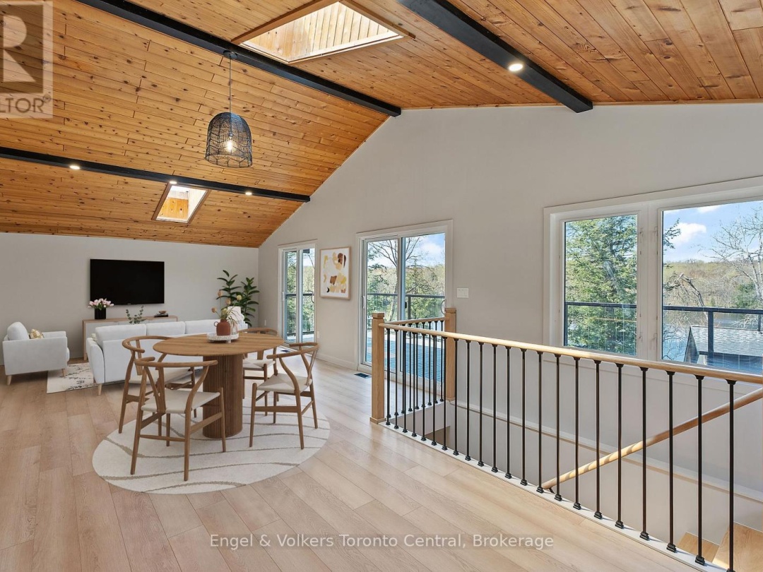 1457 LAKE JOSEPH ROAD, McTaggart Lake
