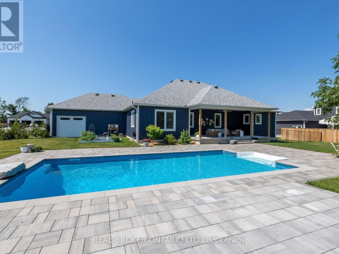 19 CHESLOCK CRESCENT, Oro-Medonte (Warminster)