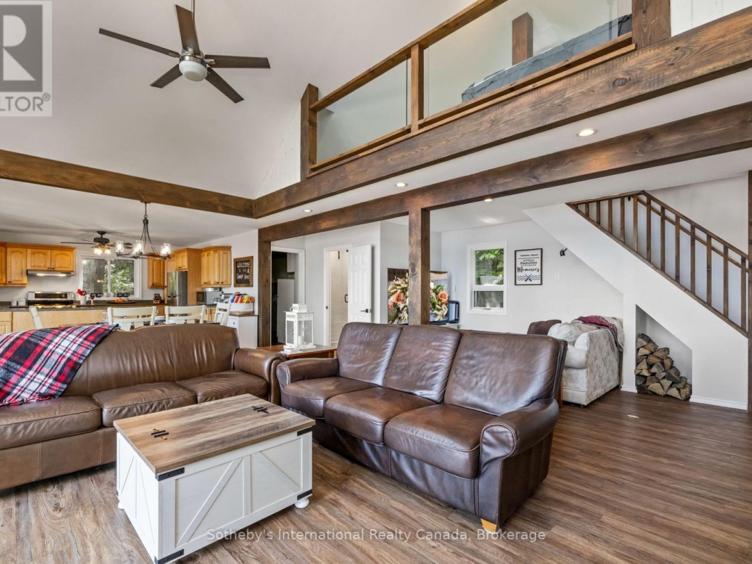 71 B717 ISLAND, Georgian Bay