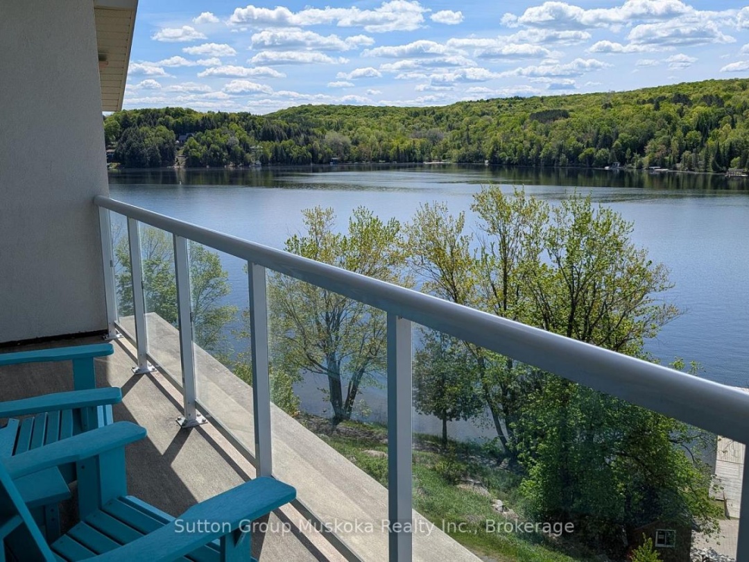 423 - 25 PEN LAKE POINT ROAD, Peninsula Lake