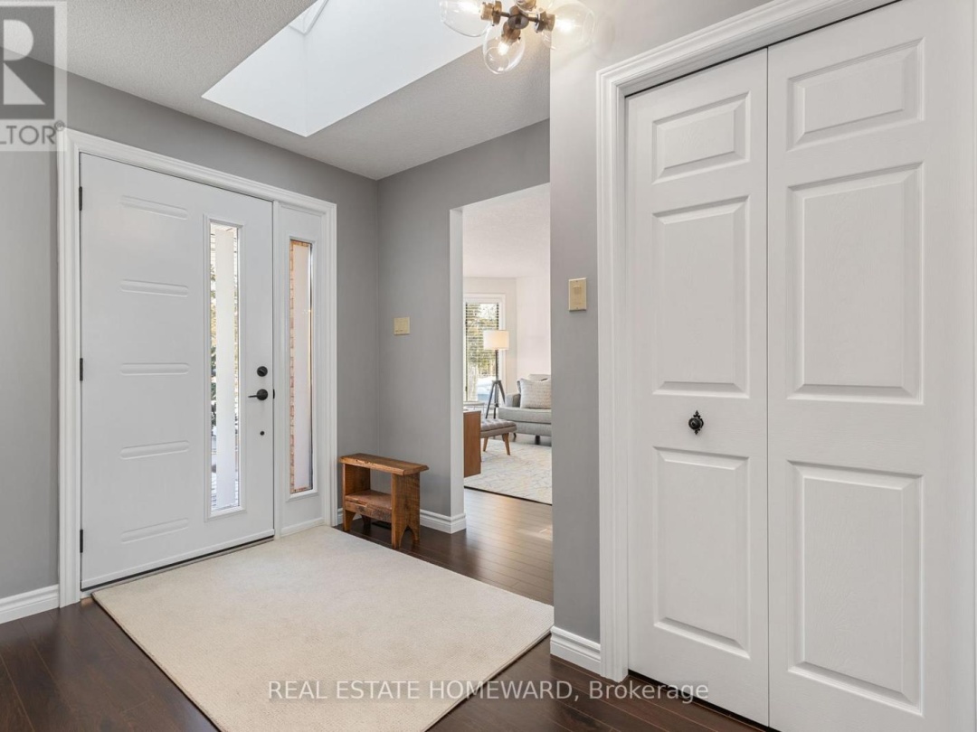 69 ISLAND BAY DRIVE W, 