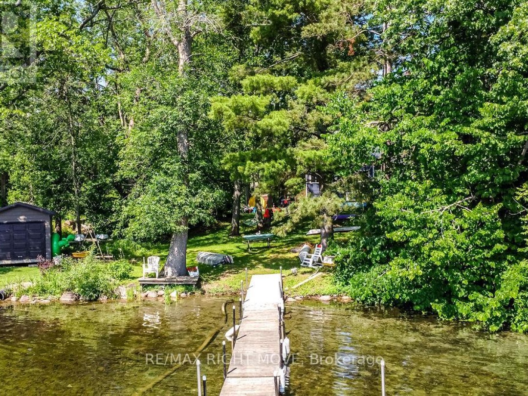 6896 PENTLAND LANE, 
