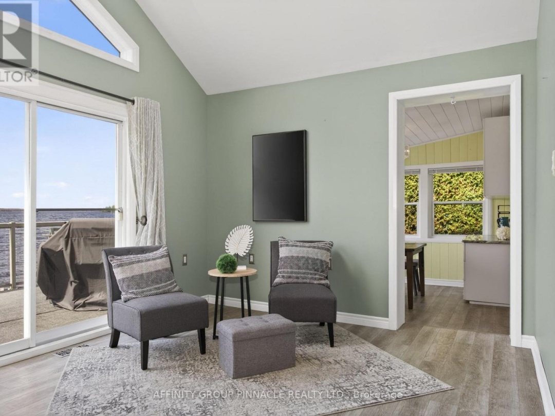 14 ORIOLE ROAD, Cameron Lake