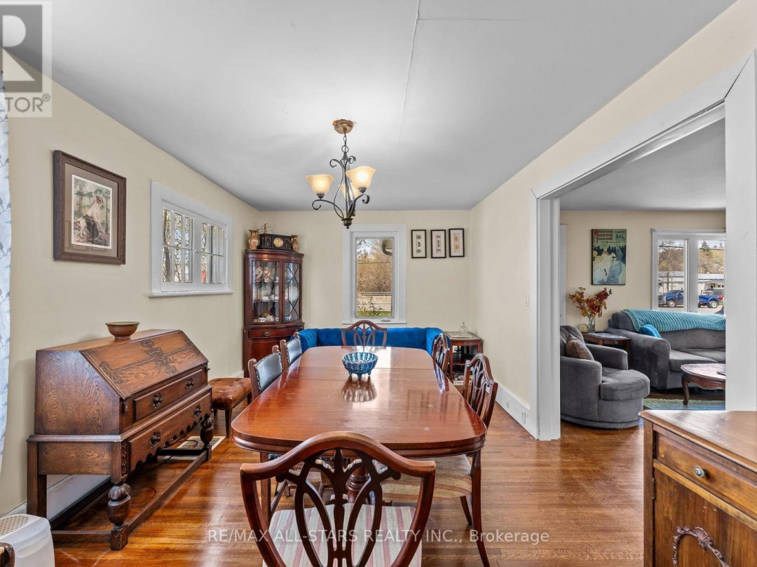 39 FRANCIS STREET W, Kawartha Lakes (Fenelon Falls)
