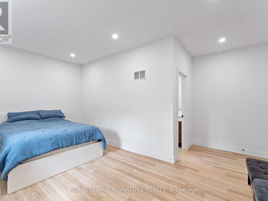 44 SUNNYSHORE PARK DRIVE, McKellar