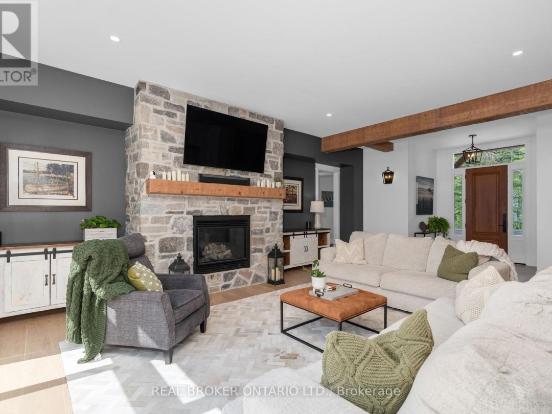 3239 CRESCENT BAY ROAD, 