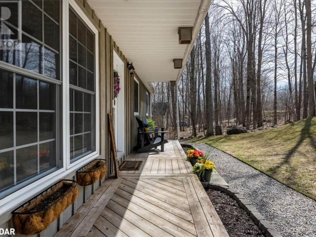 5 Snowshoe Trail, Moonstone
