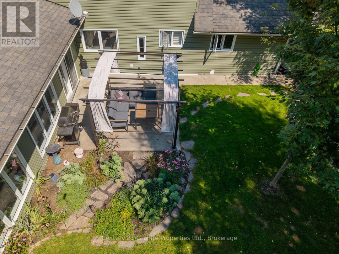 7 TUDHOPE STREET, 