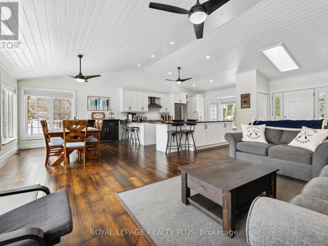 16 Black Bear Drive, Cameron Lake