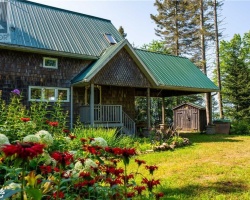 Cottage for Sale on Lake Bernard