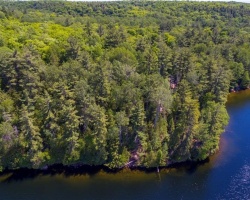 Cottage for Sale on Drag Lake