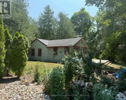 Cottage for Sale on Sturgeon Lake