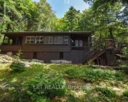 Cottage for Sale on Lake of Two Rivers