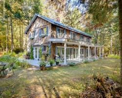 Cottage for Sale on Tasso Lake