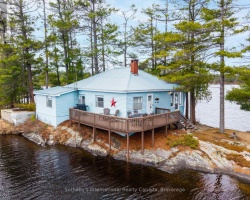 Cottage for Sale on Kahshe Lake