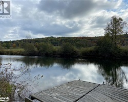 Cottage for Sale on Gull Lake