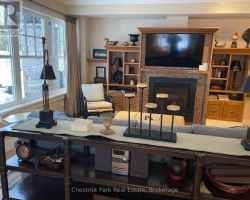 Cottage for Sale on Lake Joseph