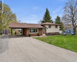 Property for Sale on 2 KENNEDY DRIVE, Kawartha Lakes (Fenelon Falls)
