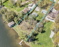 Cottage for Sale on Cameron Lake