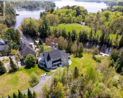 Cottage for Sale on Shadow River