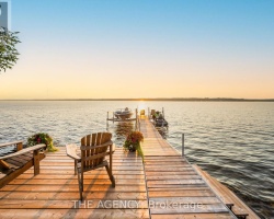Cottage for Sale on Sturgeon Lake