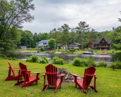 Cottage for Sale on Severn River