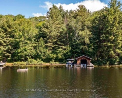 Cottage for Sale on Otter Lake