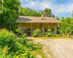 Property for Sale on 261 WHITE FALLS RD, Georgian Bay