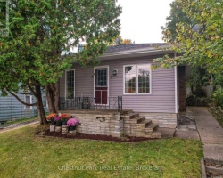 Property for Sale on 3 CORA STREET E, 