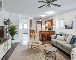 Cottage for Sale on Lake Simcoe