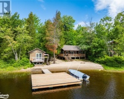 Cottage for Sale on Wahwashkesh Lake