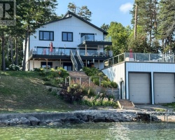 Cottage for Sale on Lake Simcoe