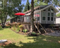 Cottage for Sale on Sturgeon Lake